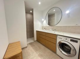 Maison Familiale - 7 personnes - Parking privé & Jardin - Disney 24 min، فندق في Tournan-en-Brie