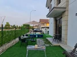 Modern Cozy Retreat Banting Private BBQ Kids Pool Corner Lot