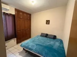 Habitación céntrica para viajeras mujeres, a 5 min del la playa