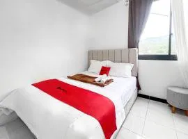 RedDoorz Mamamia near Jalan Dieng