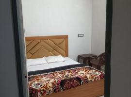 Radha Vallabh dham – hotel w mieście Wryndawan