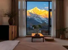 山雨小筑 丨Miss赵老师家雪山观景美宿