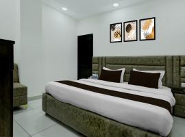 Hotel O Crystal โรงแรมในDhandāri Kalān