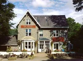 The Heights Bunkhouse、ランベリスのホステル