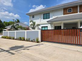 Vanesa Serenity Villa 2, Hotel in Ban Chong Phli