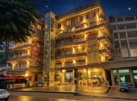 Khan Continental Hotel & Restaurant, hôtel à Mānsehra