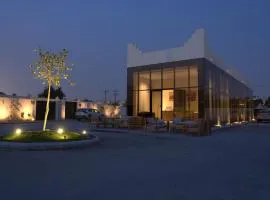 HDB Hotel and Villas