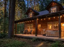 Chipmunk Lodge by NW Comfy Cabins