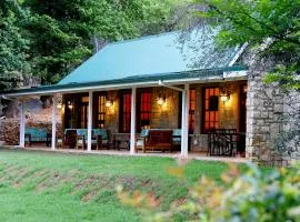 New England Cottage by First Private Stays