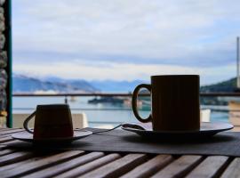 Infinity Blue，韋內雷港的附設泳池的飯店