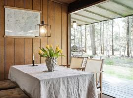 Authentic Friis & Moltke House In Lundo's Nature, hotel Højslevben