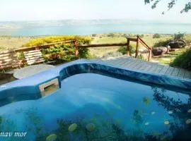 בקצה הכנרת - 4 צימרים מהממים עם ג'קוזי ונוף לכנרת