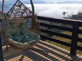 Chal&eacute;s Ref&uacute;gio nas montanhas, cabin nghỉ dưỡng ở Guaratuba