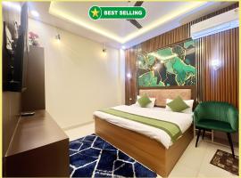 Hotel Laxmi Parivartan Palace Near Shree Ram Mandir & HANUMAN GADHI MANDIR, Free Wi-Fi And Parking Facilities, Luxury Rooms Best Hotel Ayodhya, hotel din Ayodhya