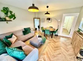 Luxury 2 beds, en suite & garden