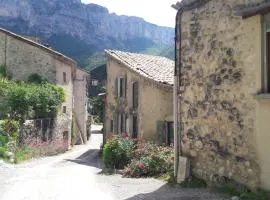 Jolie petite maison de village