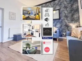 Move-in Ready 3 BR house By Properties With Joy Contractor Accommodation Manchester Ashton