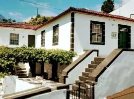 Casa da Latada - Historic Azorean Home in Pico