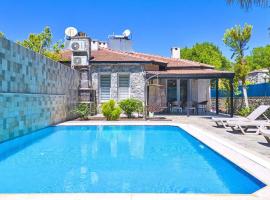 Kayaköy 3 bedroom secluded villa with private pool hot tub, Hotel in Fethiye