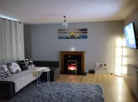 2 Bedroom Apartment 4-6 people-Coastal Comfort