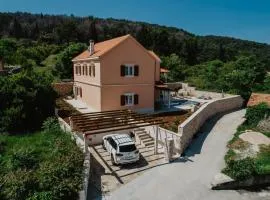 Villas Hvar - Villa Polyhymnia