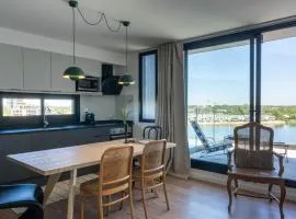 Lake Life Exclusivo apartamento en Parque Miramar