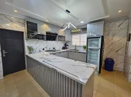 Lekki Luxe 2-Bed Apartment