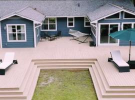 The Crystal Cottage2, отель в городе Beaufort