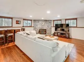 Close to Hospitals and Downtown Cleveland Home