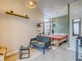 Bright studio in the heart of Bordeaux