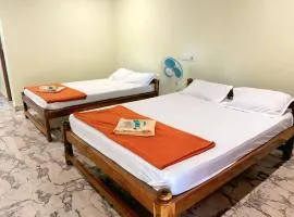 Coco Beach Front Stay & Cafe