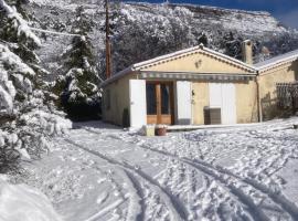 studio haut-pays-grasse, khách sạn ở Valderoure