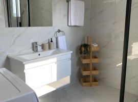 Barbaras House, hotel sa Kato Pyrgos