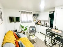 La Parenthèse Urbaine - T2 Cosy et fonctionnel - Metro 5 Bobigny