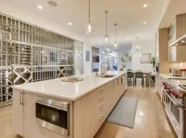 Hello Again, Chicago!