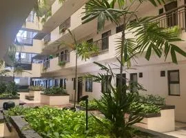 Resort Inspired Condo Beside NAIA Terminal 1 Near Okada and City of Dreams