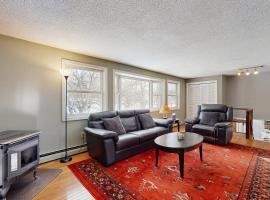 White Mountain Trailhead, Hotel in Campton