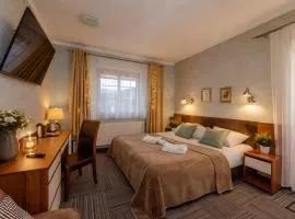 WILLA PETRUS - CENTRUM BALKONY WINDA ŚNIADANIA RELAKS I WYGODa