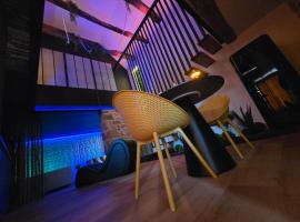 Ô Sonho Maison romantique avec balnéo et sauna privatifs, hotel v mestu Olemps