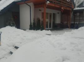 ,,Dom Na Skarpie'' z Balią i basenem letnim, hotel a Sulęczyno