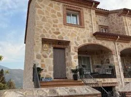 Navaluenga Chalet Familiar y Acogedor