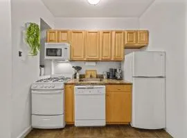 Double Room with shared bathroom in Times Square