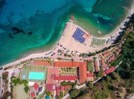 Fruit Village Tropea Baia delle Sirene，布里亞蒂科的飯店