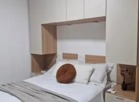 Casa térrea confortável e aconchegante Próximo ao Veneza Water Park