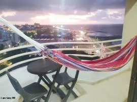 alojamiento con balcon y vista al mar