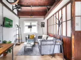 Designer Apartment - Central Luton