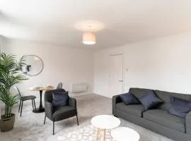 Bright 1 Bed Harbour-side Apartment in Whitehaven