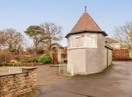 1 Bed Home - Sleeps 2 - Pets - Patio - Parking