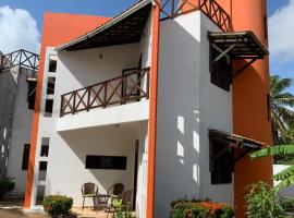 Chalé Triplex em Maracajaú perto dos Parrachos, Hotel in Maxaranguape