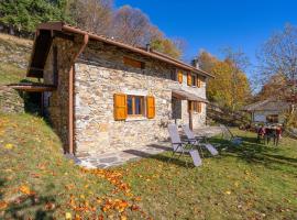 Munt del Nana, hotel i Plesio